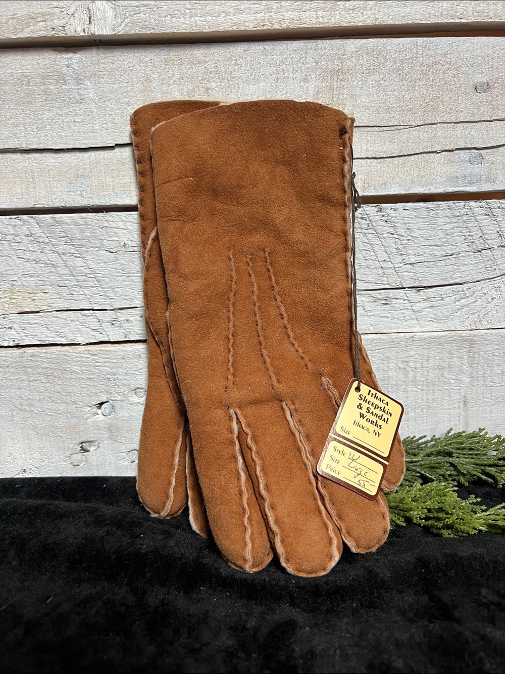 Vintage Sheepskin Women’s Large Gloves NWT